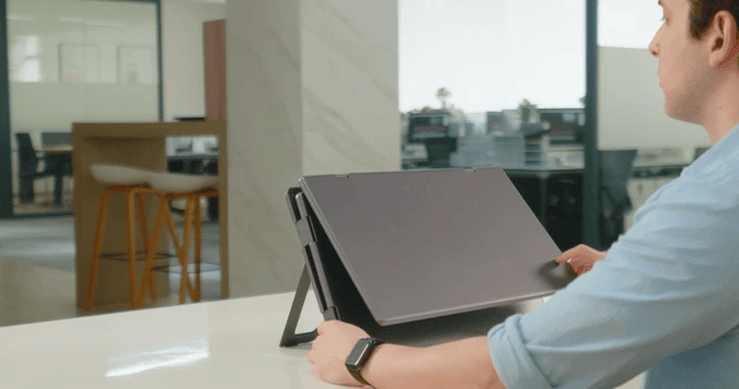 TriCreate 16/14 – Foldable Triple Portable Monitor (16:10)