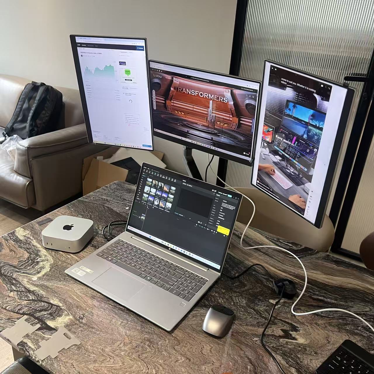 Lepow dual portable monitors (18.5” + 16”) for laptop, Mac, or PC. One cable connection, ultra-slim build, and flexible setup for on-the-go professionals.